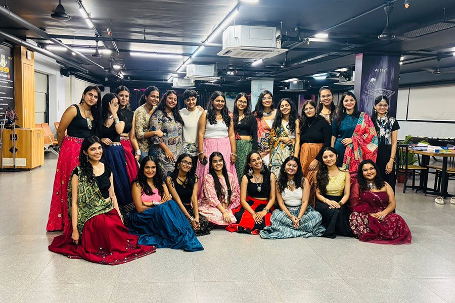 Seamless Living Under One Roof - Witty Hostels - Plastiblends